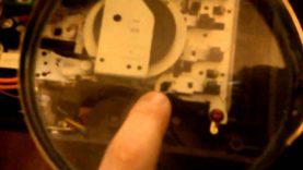 Inside an Amstrad CPC 464 , and an attempt at a tape repair