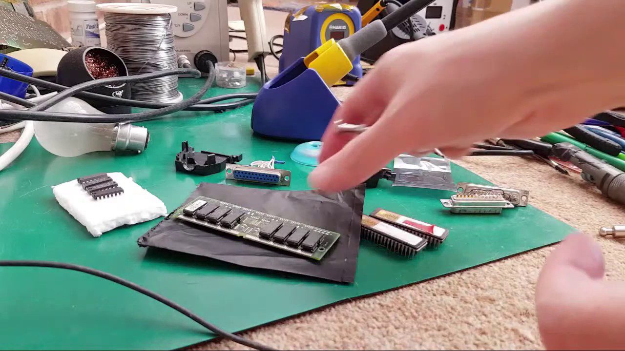 Amiga A4000 Continued & Spectrum 16K to 48K Upgrade