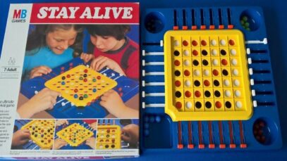 Stay Alive – Board Game UnBoxing