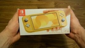 Nintendo Switch Lite Unboxing