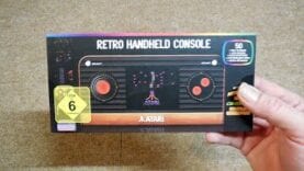 Atari Retro Handheld Unboxing & Playtest