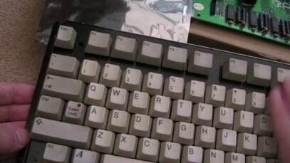 Commodore Amiga A500 Keyboard Flashing Caps Lock Repair