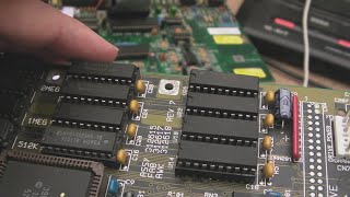 Commodore Amiga A590 & A500 R6 Repair & Flaming CIA Chips!