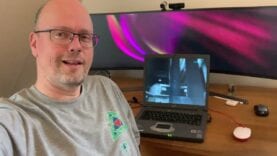 Checking out my Old 2004 Windows XP Acer Travelmate 292LCi Laptop – It Actually Runs Halo!